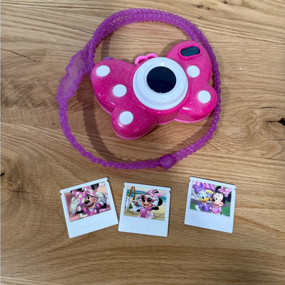 Disney Pink Minnie Mouse Camera Toy